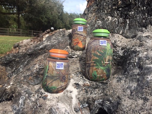 Eco Insulator™ - Quart - Reversible (Woodland & Wetland CAMO with Brown Binding & Stitching)